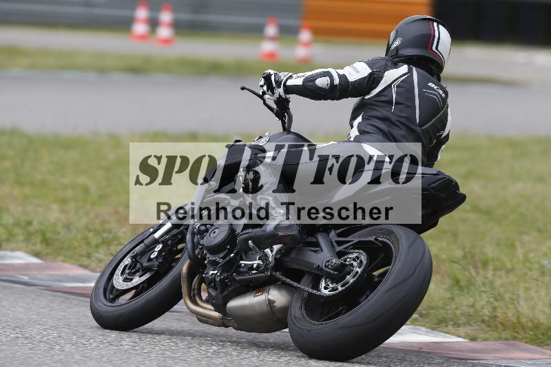 /Archiv-2024/13 22.04.2024 Plüss Moto Sport ADR/Einsteiger/93